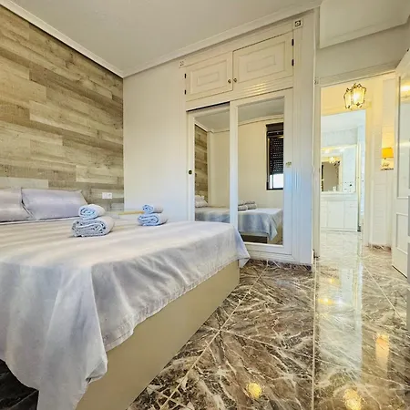 Beachfront - Mar Azul Apartment Torrevieja