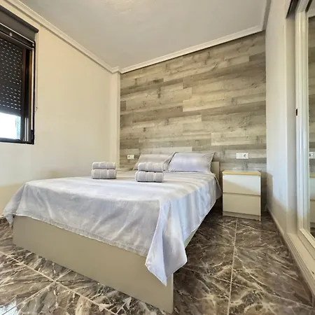 Beachfront - Mar Azul Apartment