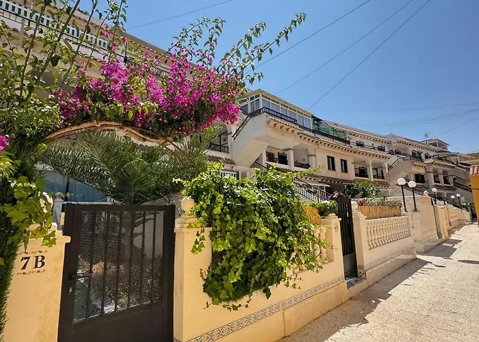 Beachfront - Mar Azul Apartment